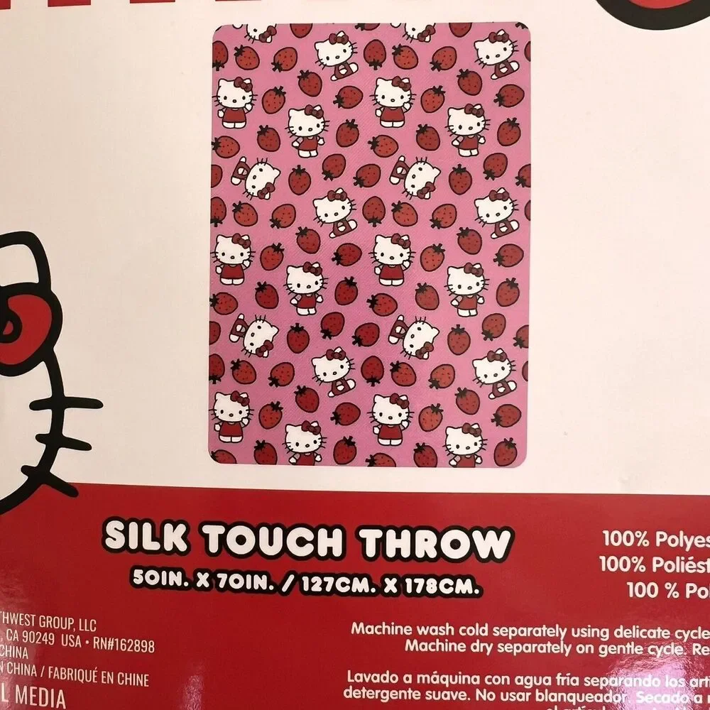 Hello Kitty Verry Berry Fleece Blanket 50”x70” Silk Touch Throw Sanrio Soft‎ NWT